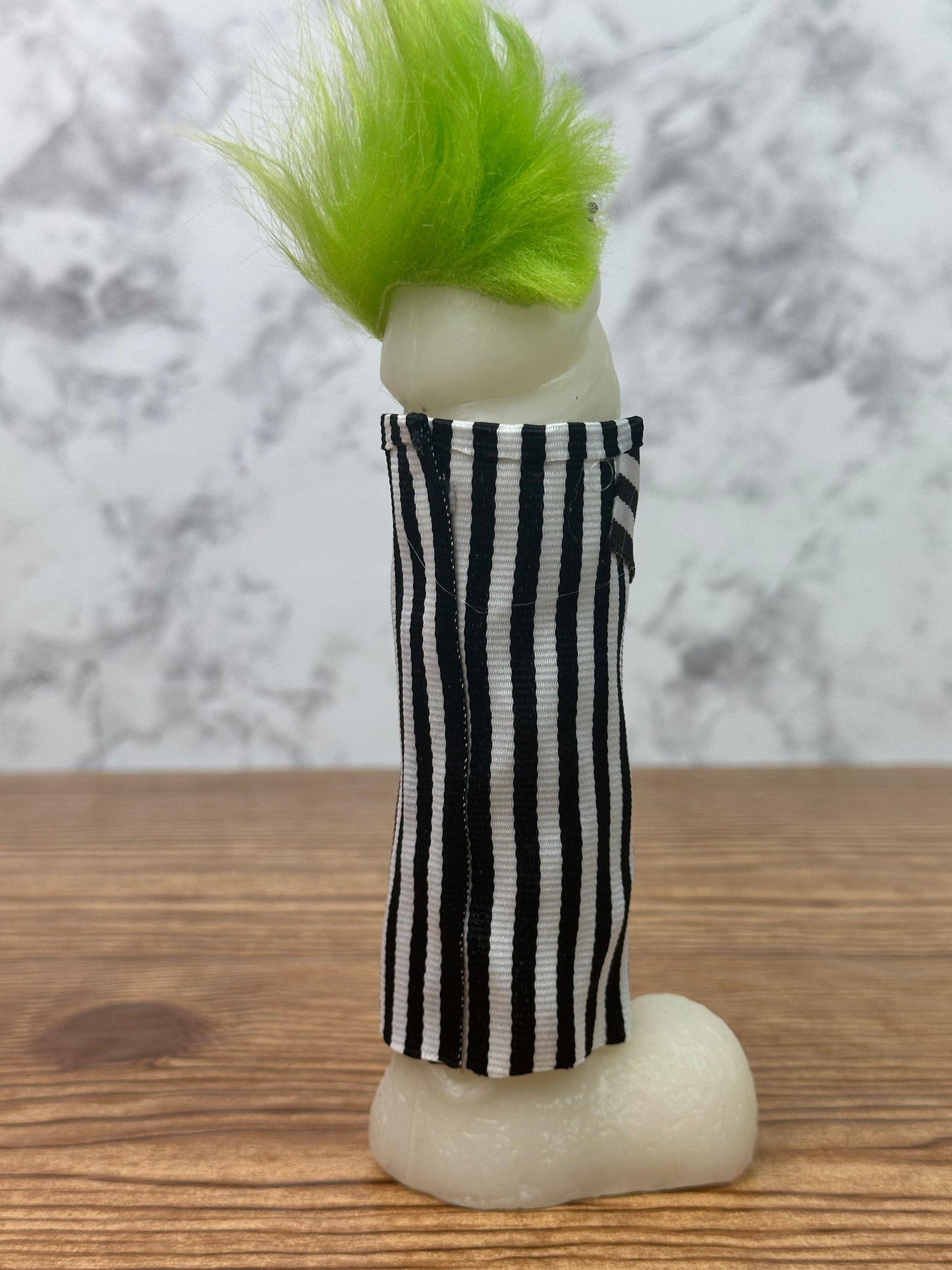 5.75" BeetleJizz Penis Soap - Halloween Soap - Perfect Gag Gift or Bochelorette Party Favor - Fall Soap - Halloween Bathroom Decor